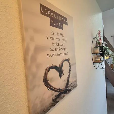 Neues Mit Riesem Garten Und Sauna Und Pool Holiday home